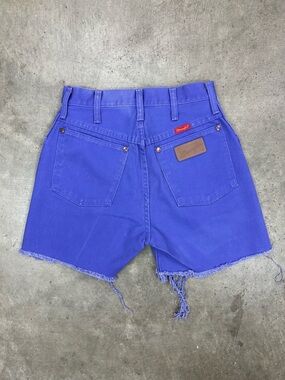 Vintage 90’s Wrangler Cutoff Sun Fade Purple Denim Shorts